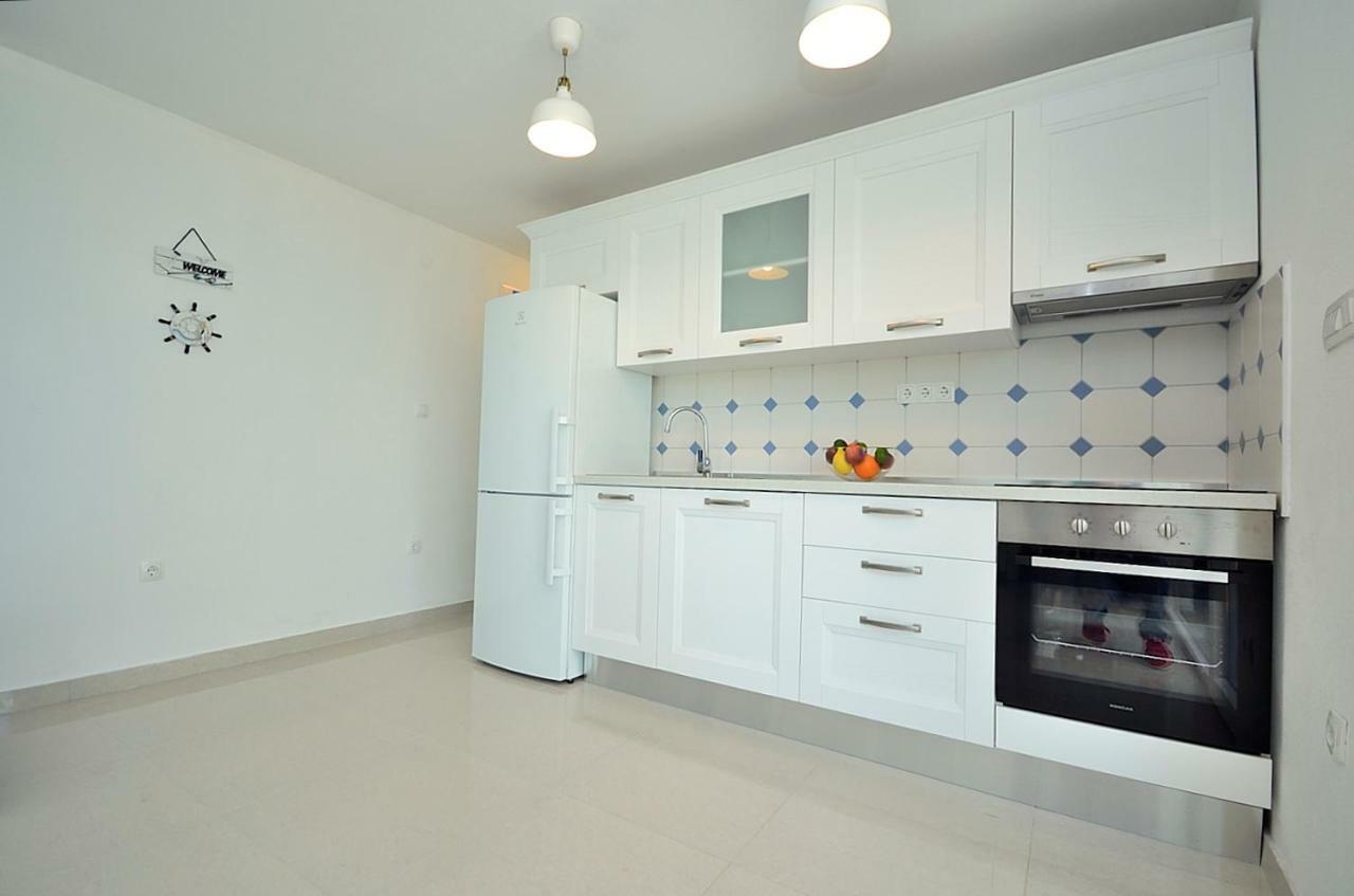 Apartment Sunset Primosten Exterior photo
