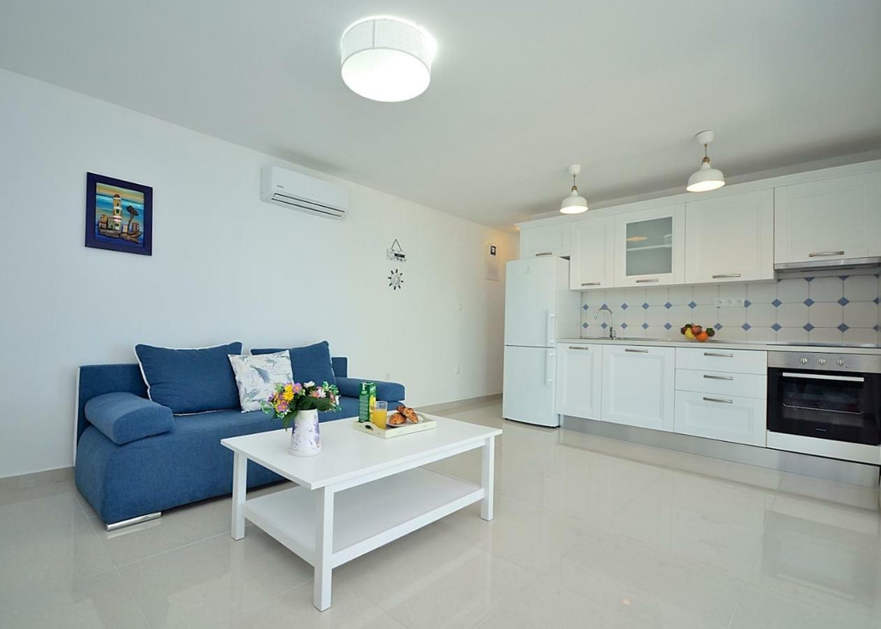 Apartment Sunset Primosten Exterior photo