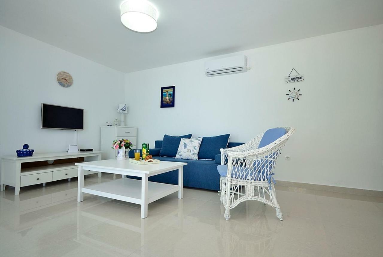 Apartment Sunset Primosten Exterior photo